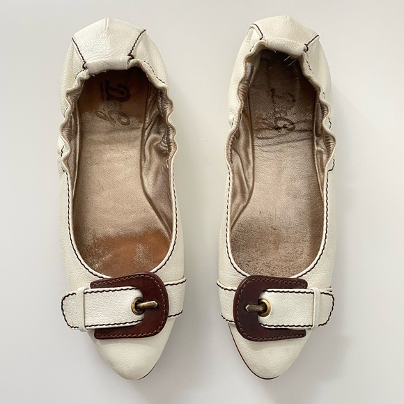 Dolce & Gabbana Belt Flats - Picture 1 of 8